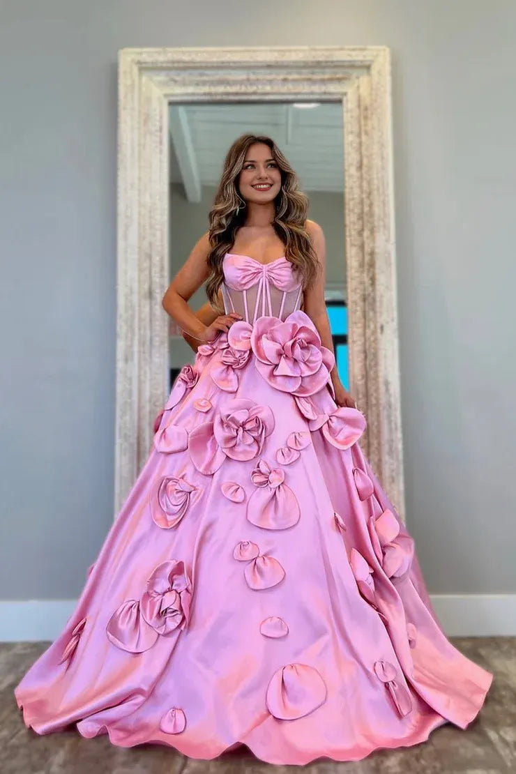 Robe de bal élégante et magnifique en satin rose avec décolleté en cœur et fleurs faites à la main